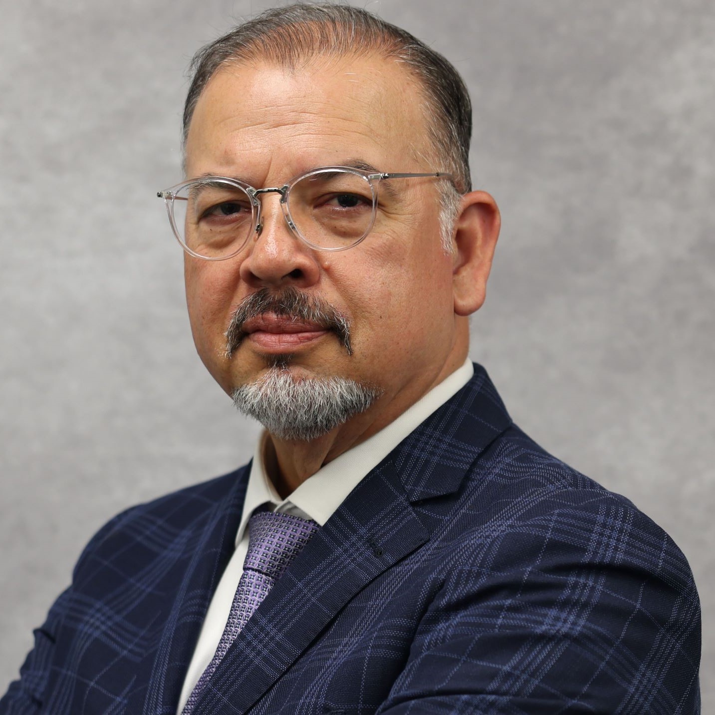 Headshot of Luis Rodriguez. 